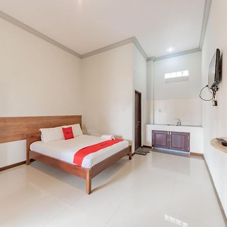 Reddoorz Near Gor Sempaja Samarinda Hotel Kültér fotó
