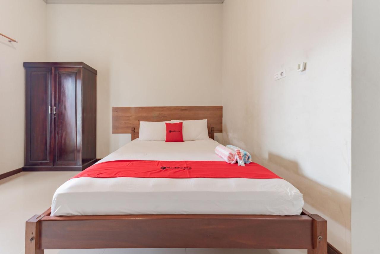 Reddoorz Near Gor Sempaja Samarinda Hotel Kültér fotó